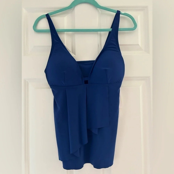 NWT Beyond Control Solid Front-Cascade Tankini Top in Blue NEW - Picture 2 of 7